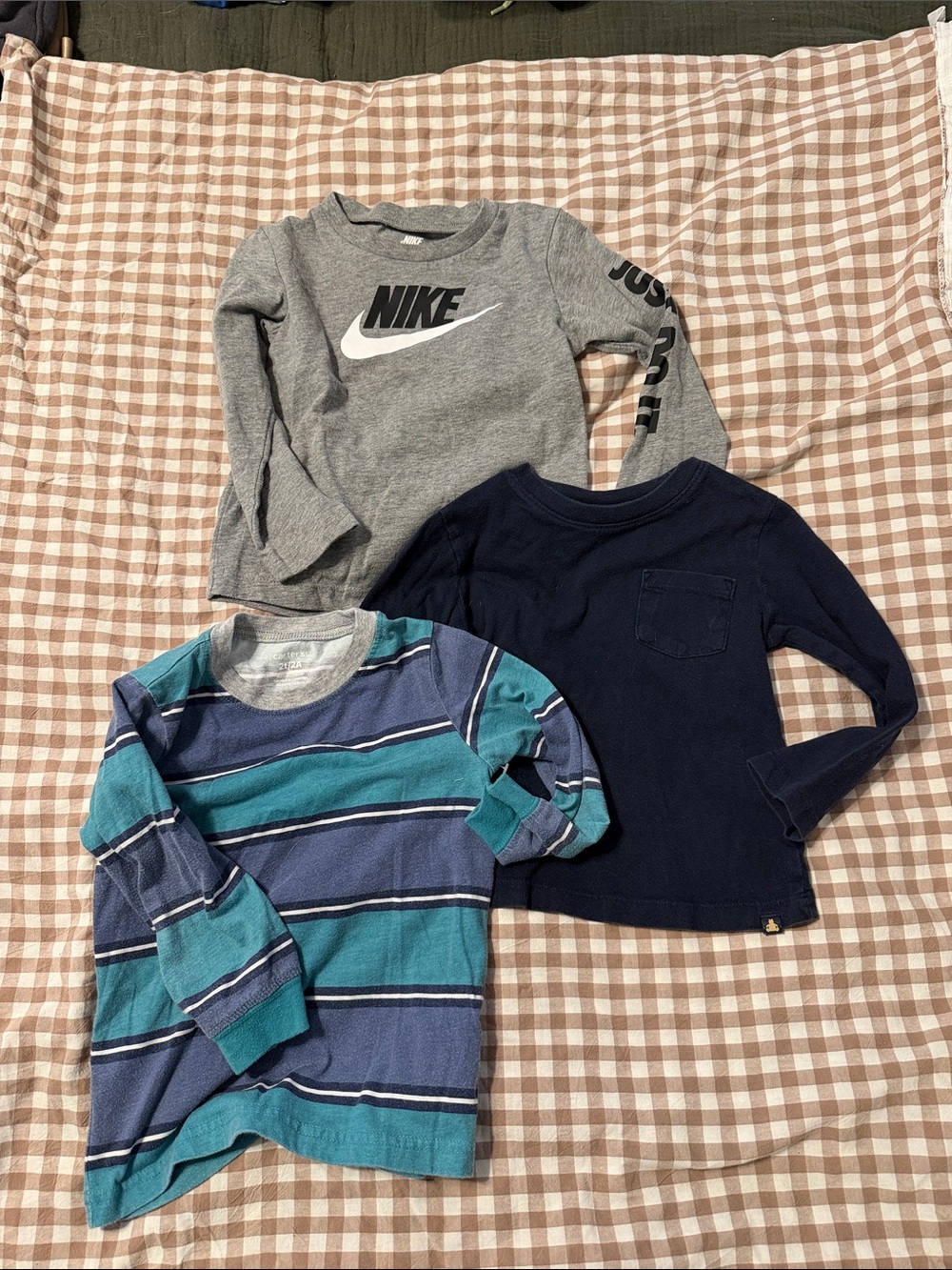 Nike Gray Long-Sleeve Tee with White Swoosh and Black Logo